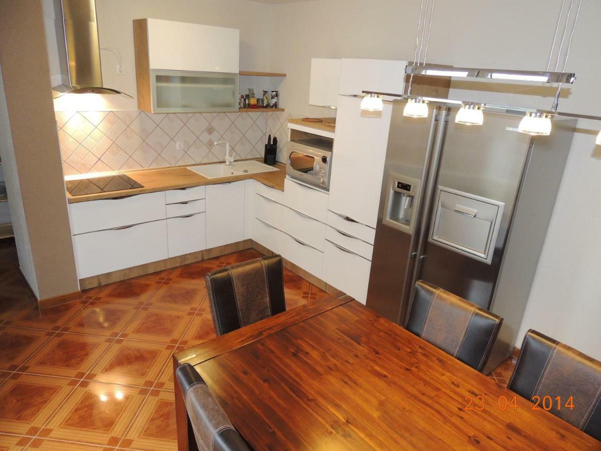 Apartments Naomi And Marsel Трогир Экстерьер фото