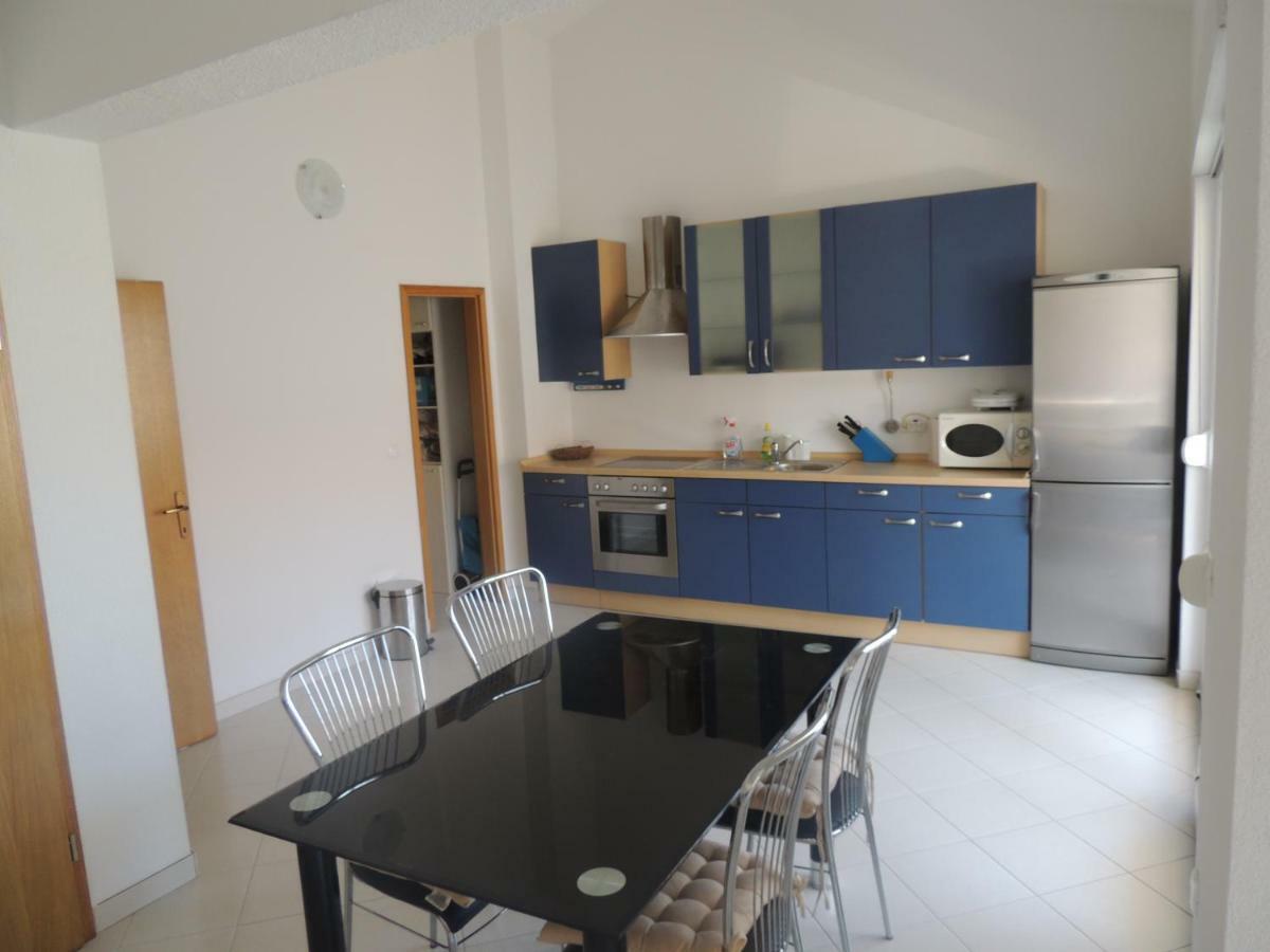Apartments Naomi And Marsel Трогир Экстерьер фото